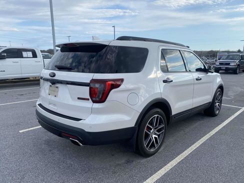 Used 2017 Ford Explorer Sport w/ Equipment Group 401A image 7