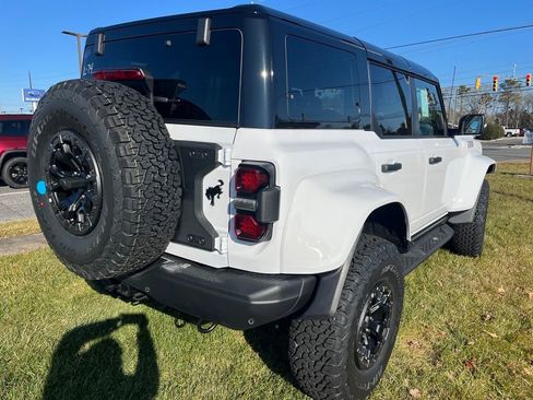 New 2025 Ford Bronco Raptor image 8