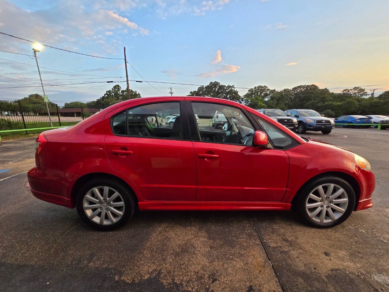 Used 2010 Suzuki SX4 Sport S FWD image 13