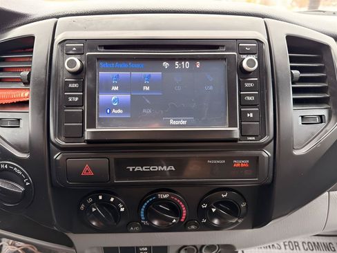 Used 2015 Toyota Tacoma 4x4 Access Cab V6 w/ Convenience Package image 22
