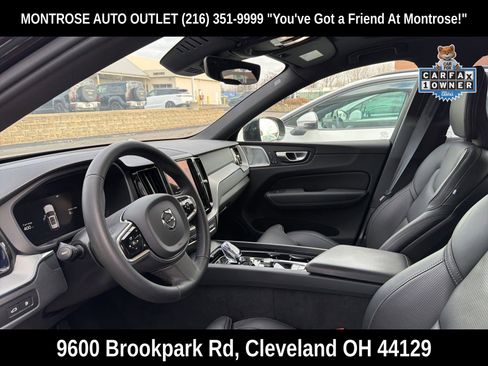 Certified 2024 Volvo XC60 T8 Ultimate w/ Climate Package image 2