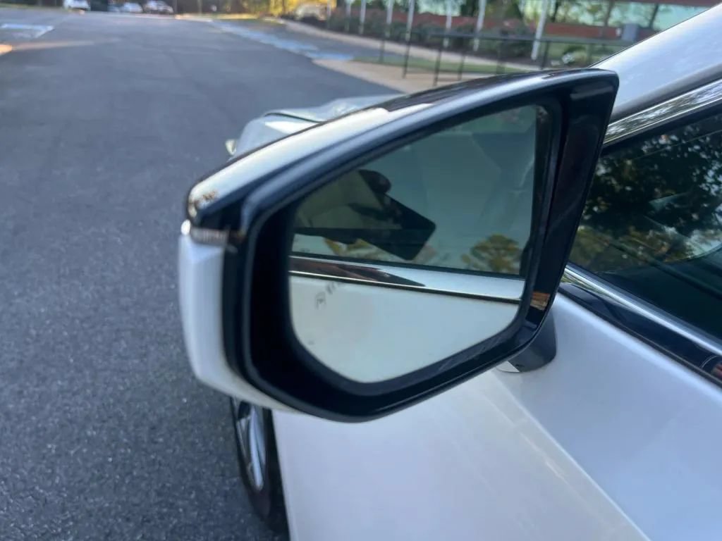 Used 2020 Lexus ES 350 w/ Premium Package FWD image 30