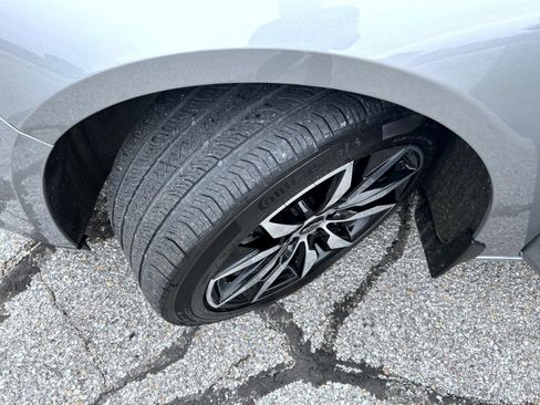 Used 2024 Chevrolet Malibu RS FWD image 23