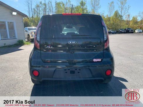 Used 2017 Kia Soul w/ Convenience Package image 5