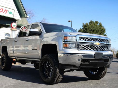 Used 2015 Chevrolet Silverado 1500 LT w/ Trailering Package image 7