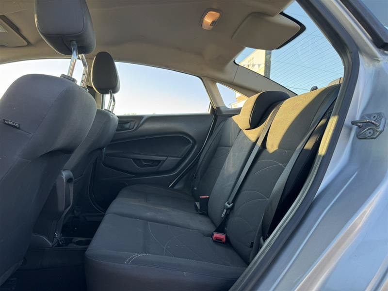 Used 2018 Ford Fiesta SE FWD image 19