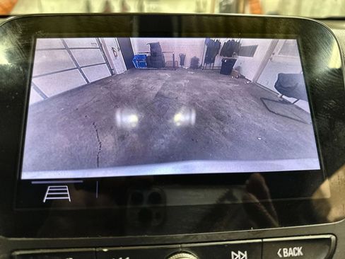 Used 2019 Chevrolet Equinox Premier image 19