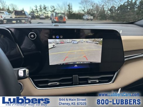 New 2026 Chevrolet Equinox ACTIV w/ Convenience Package III image 16