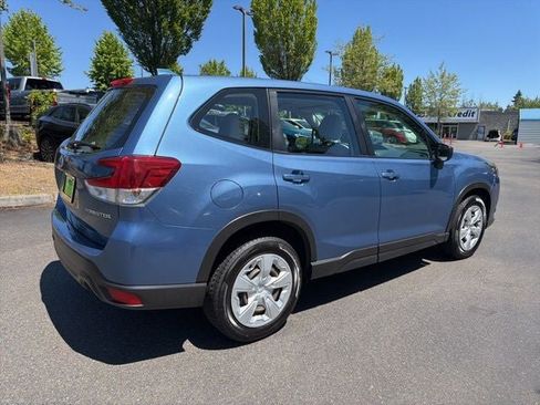 Used 2023 Subaru Forester AWD/4WD image 9