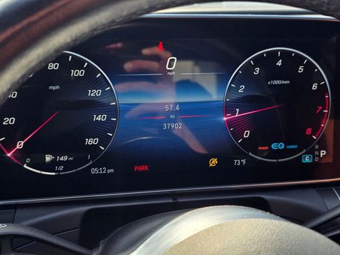 Used 2022 Mercedes-Benz C 300 Sedan image 25