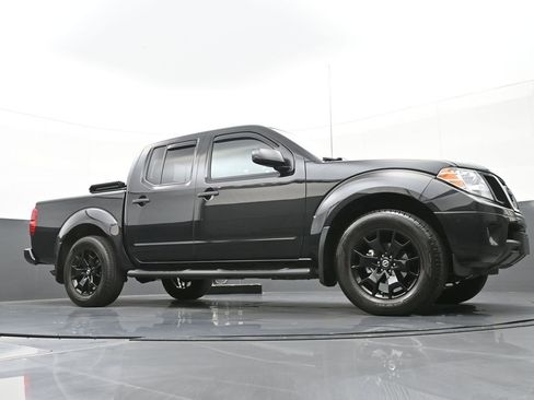 Used 2020 Nissan Frontier SV w/ Midnight Edition Floor Mats image 43