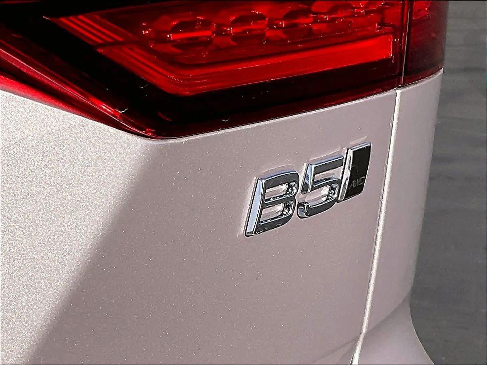 New 2026 Volvo V60 B5 Cross Country Plus w/ Climate Package AWD/4WD image 26