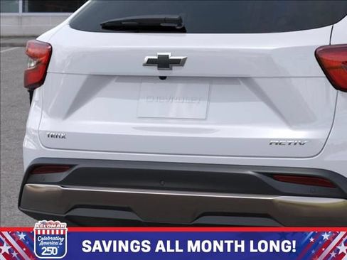 New 2026 Chevrolet Trax ACTIV w/ Sunroof Package FWD image 14