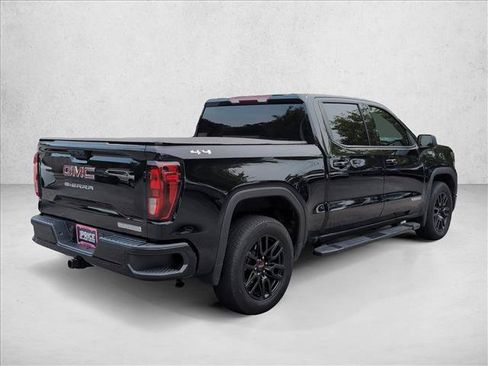 Used 2025 GMC Sierra 1500 Elevation AWD/4WD image 4