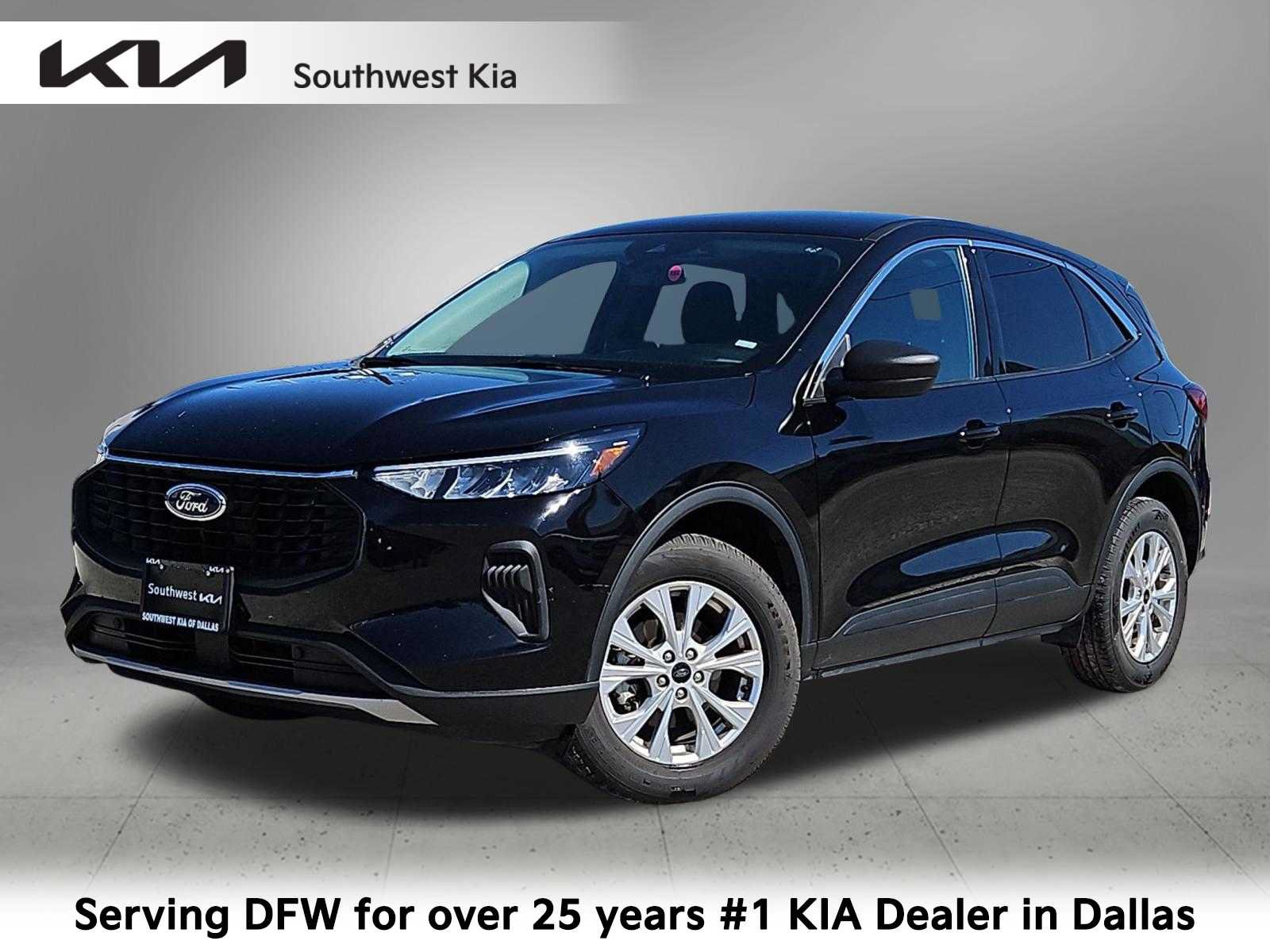 Used 2024 Ford Escape Active AWD/4WD image 1