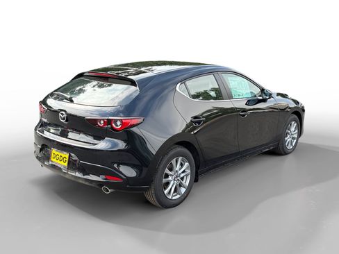 New 2026 MAZDA MAZDA3 s FWD image 5