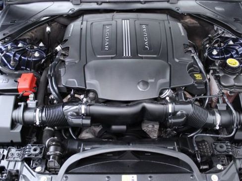 Used 2016 Jaguar XF Prestige image 30