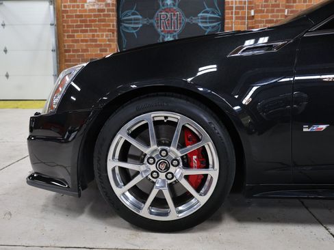 Used 2014 Cadillac CTS V w/ Wood Trim Package RWD image 13