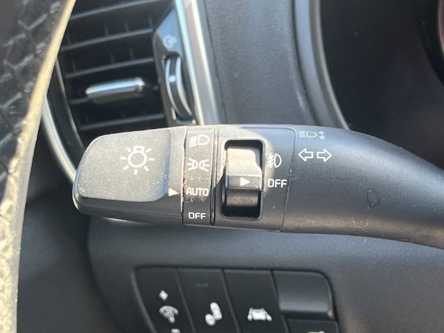 Used 2020 Kia Sportage EX FWD image 42