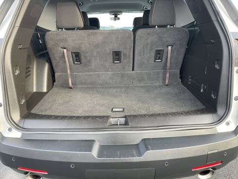 Used 2019 Chevrolet Traverse LT image 22
