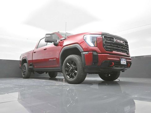 Used 2025 GMC Sierra 2500 AT4 w/ AT4 Premium Plus Package AWD/4WD image 45