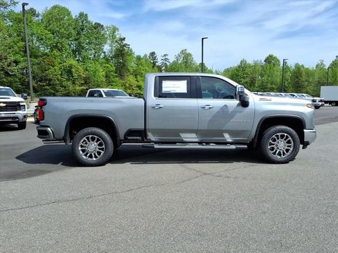 New 2026 Chevrolet Silverado 2500 LTZ w/ LTZ Premium Package AWD/4WD image 29