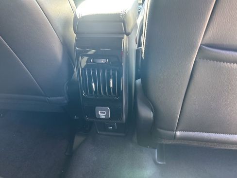 New 2026 Jeep Compass Latitude image 28