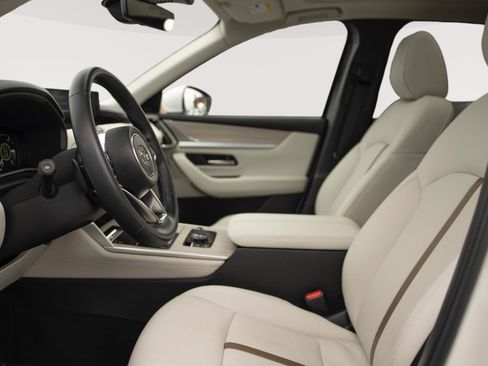 Used 2024 MAZDA CX-90 Plug-In Hybrid w/ Premium Plus image 2