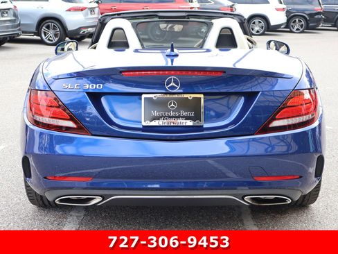 Certified 2020 Mercedes-Benz SLC 300 image 9