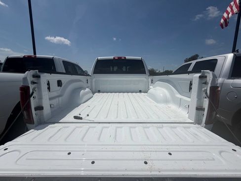 Used 2026 RAM 2500 Laramie AWD/4WD image 21