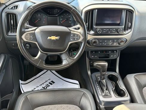 Used 2015 Chevrolet Colorado Z71 image 17