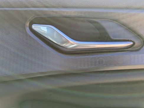 New 2025 Jeep Grand Cherokee Altitude image 36