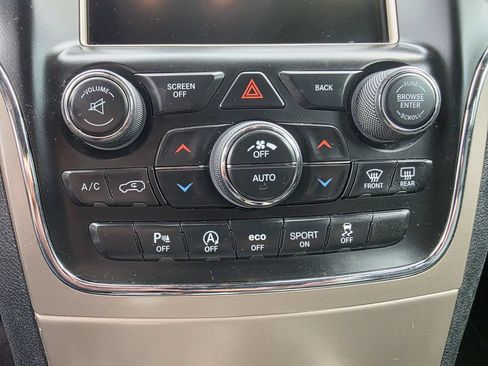 Used 2017 Jeep Grand Cherokee Limited AWD/4WD image 27