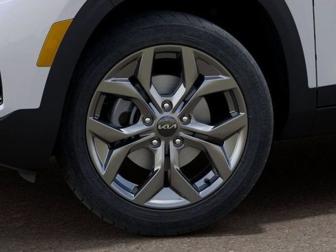 New 2026 Kia Seltos LX image 9
