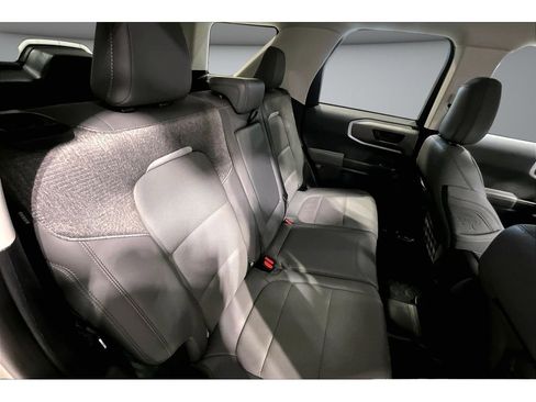 Used 2025 Ford Bronco Sport Badlands image 28