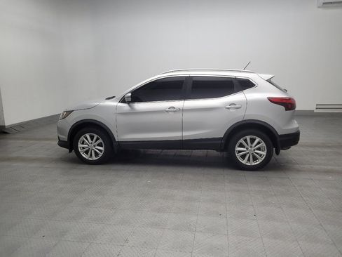 Used 2018 Nissan Rogue Sport SV image 3