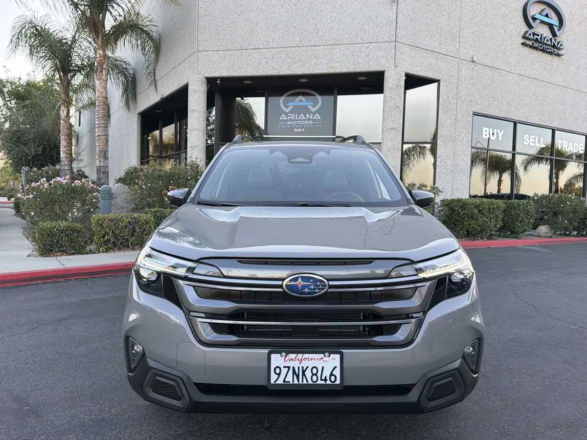 Used 2025 Subaru Forester Limited AWD/4WD image 7