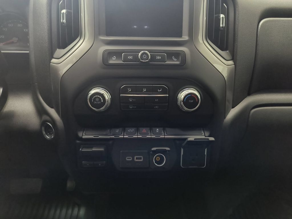 Used 2026 GMC Sierra 2500 Pro w/ Convenience Package AWD/4WD image 17