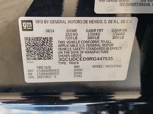 Used 2024 Chevrolet Silverado 1500 Custom Trail Boss AWD/4WD image 32