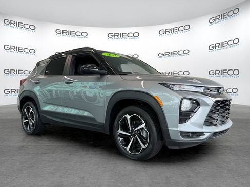 Used 2023 Chevrolet TrailBlazer RS w/ Technology Package AWD/4WD image 1