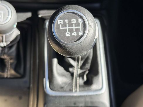 Used 2019 Jeep Wrangler Unlimited Sahara image 18