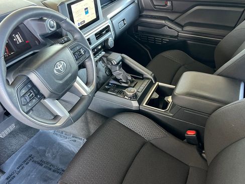 Certified 2025 Toyota 4Runner SR5 image 12