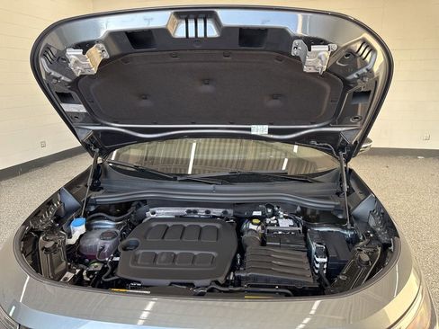 New 2026 Volkswagen Tiguan SE R-Line AWD/4WD image 29