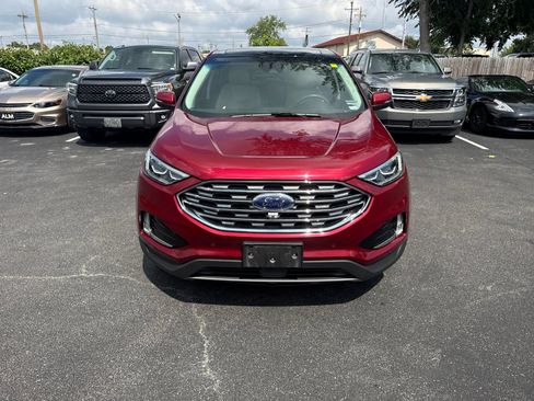 Used 2019 Ford Edge Titanium w/ Equipment Group 301A AWD/4WD image 4