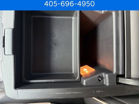 Used 2022 Chevrolet Traverse Premier w/ Redline Edition FWD image 33