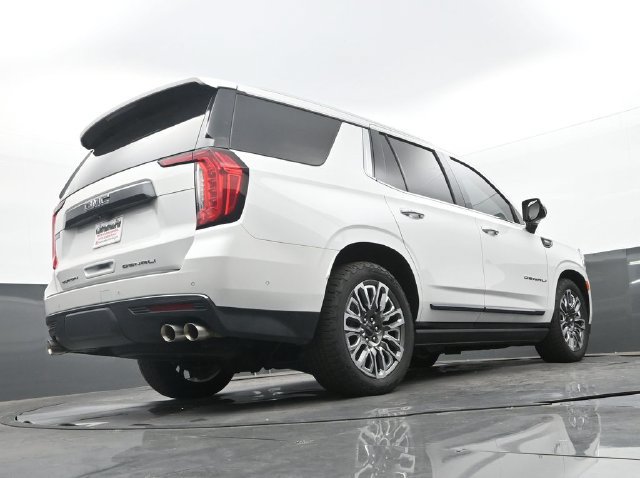 Used 2023 GMC Yukon Denali Ultimate AWD/4WD image 25