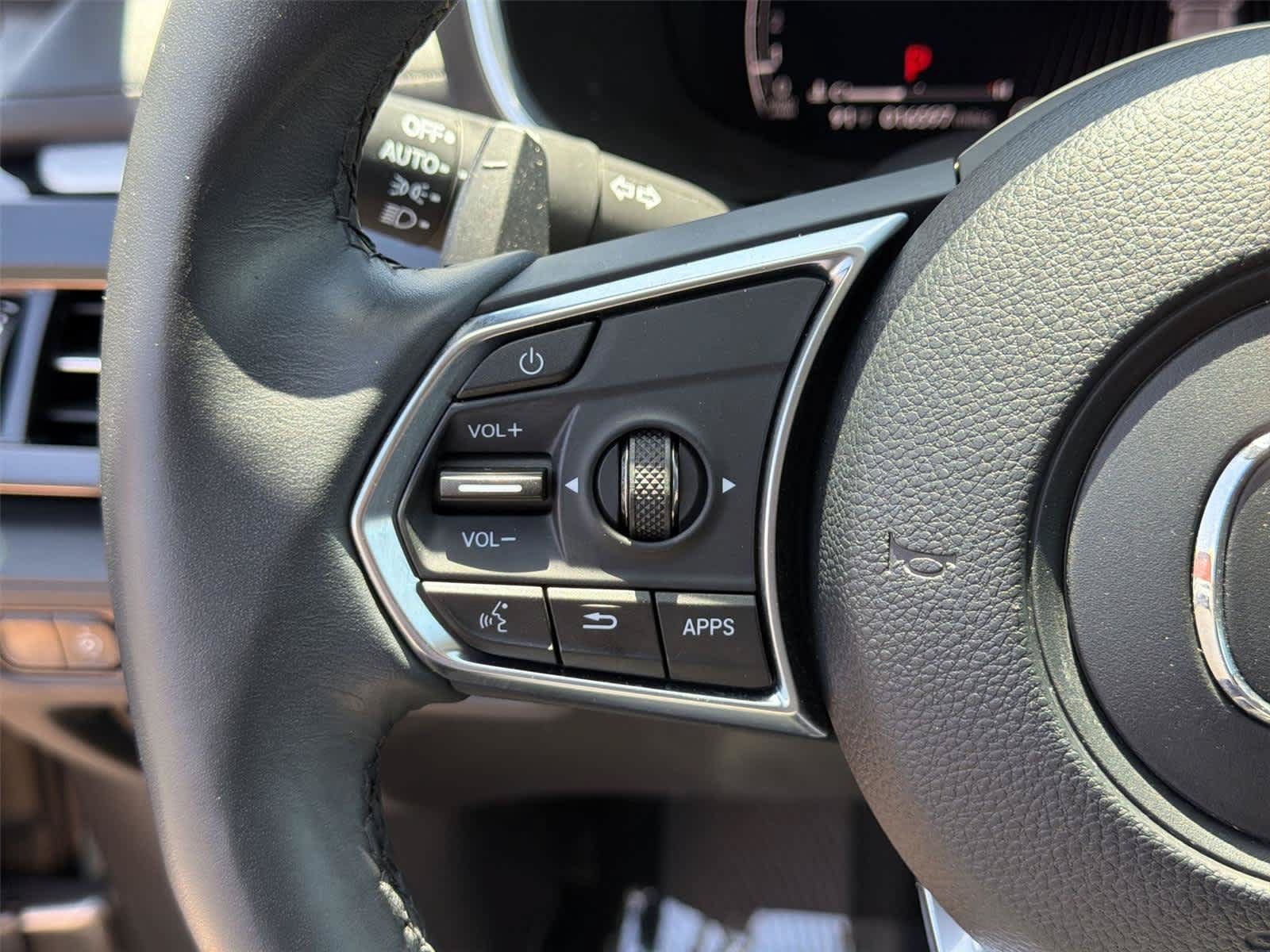 Used 2024 Acura MDX w/ Technology Package FWD image 34