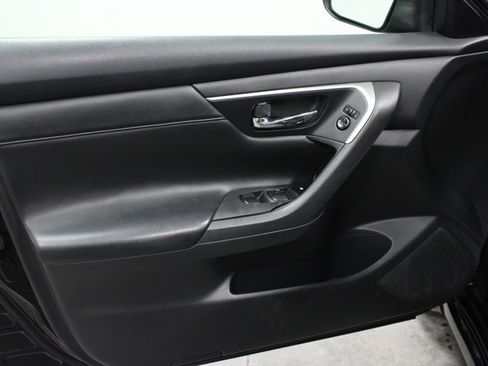 Used 2015 Nissan Altima 2.5 S w/ Power Driver Seat Package image 11