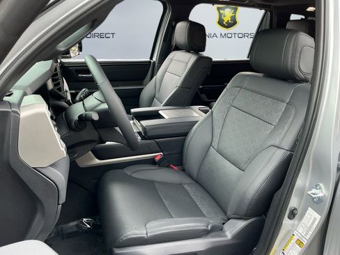 Used 2025 Toyota Sequoia Limited w/ TRD Off-Road Package image 18