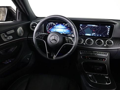 Used 2022 Mercedes-Benz E 450 4MATIC Sedan image 40